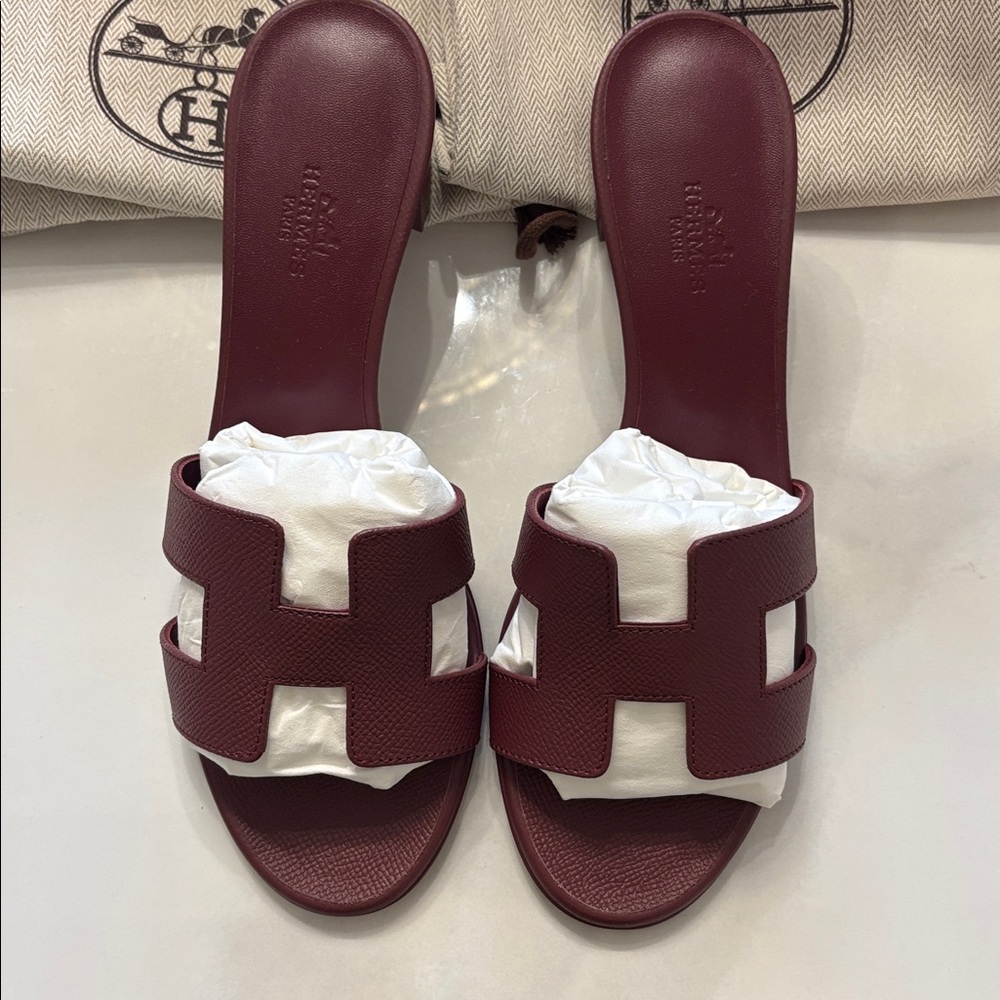 Brand new Hermes rouge H burgundy oasis sandal - Picture 2 of 6